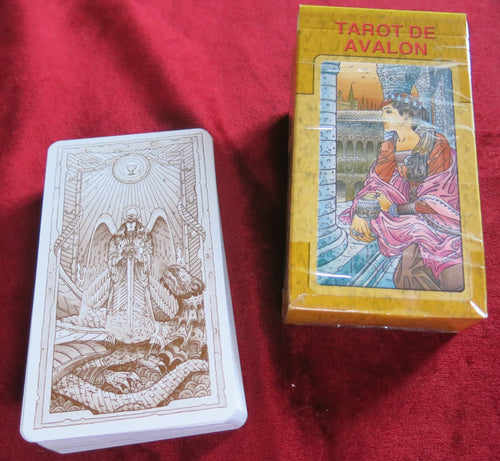 Le Tarot d'Avalon - Cartes fantastiques et médiévales