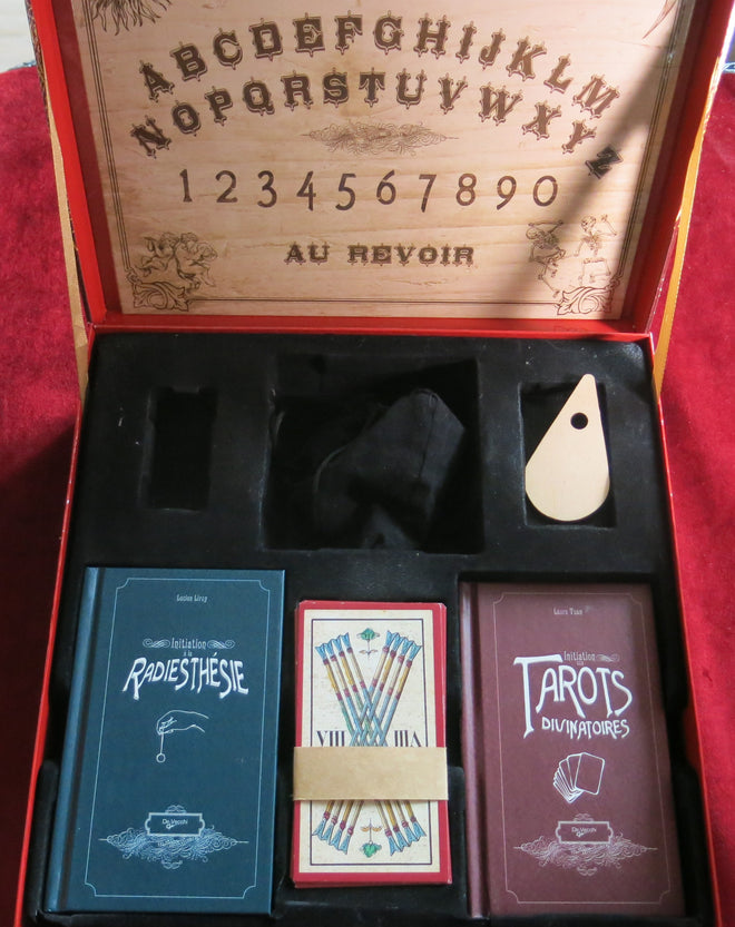 Divination for Beginners box set - 2011 - Tarot, Rune, Pendulum