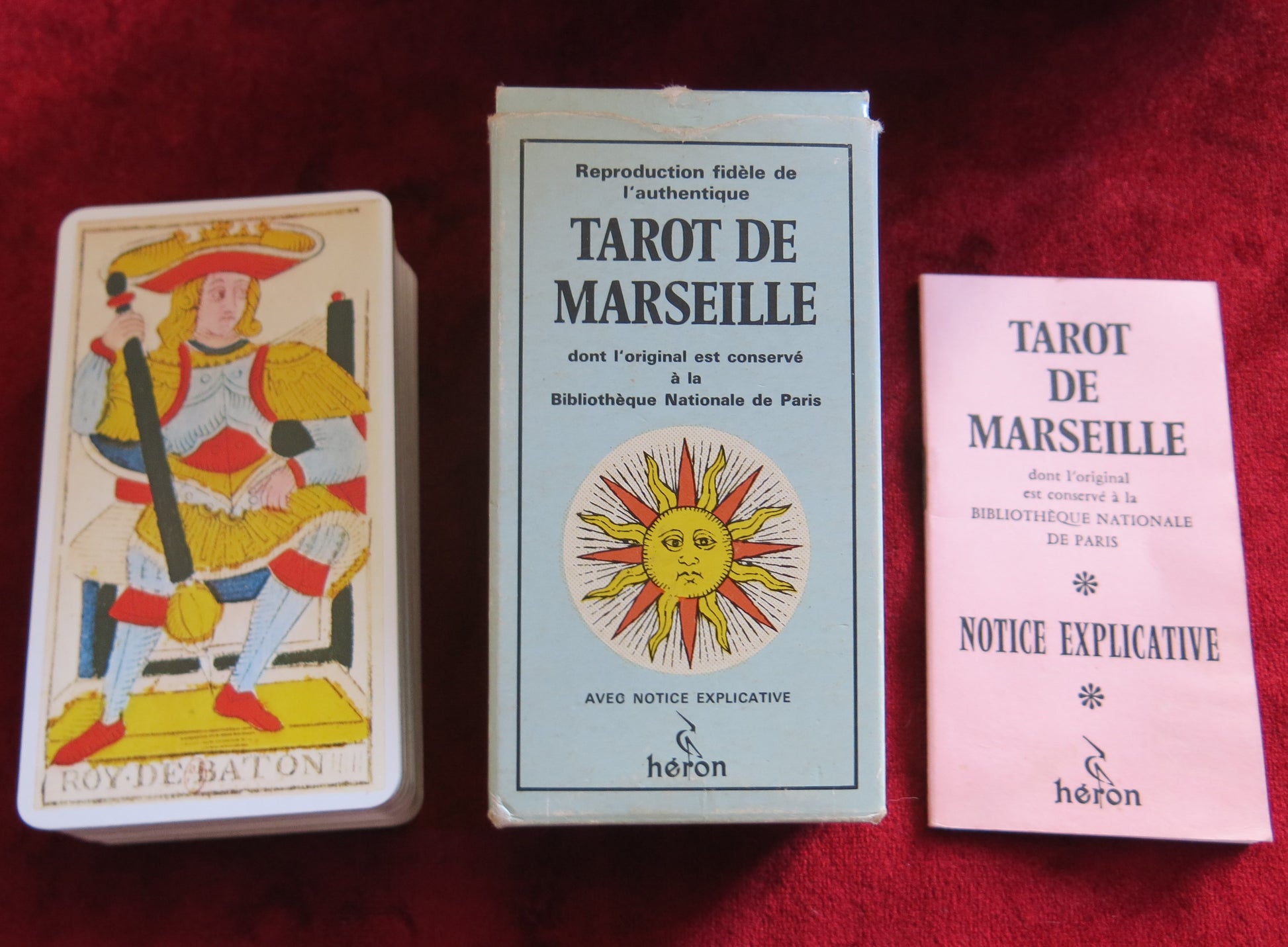 LES TAROTS DE MARSEILLE - AVEC UN JEU DE 78 CARTES (COFFRET
