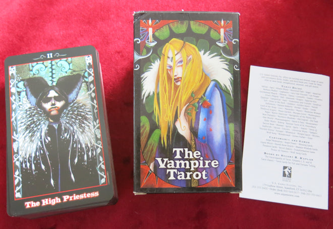 Le jeu de tarot du vampire, OOP, divination, lecteur de tarot