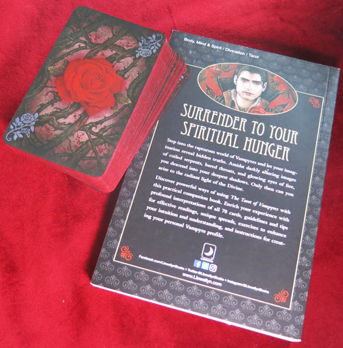 Blood Edges Tarot of Vampyres -  Ian Daniels