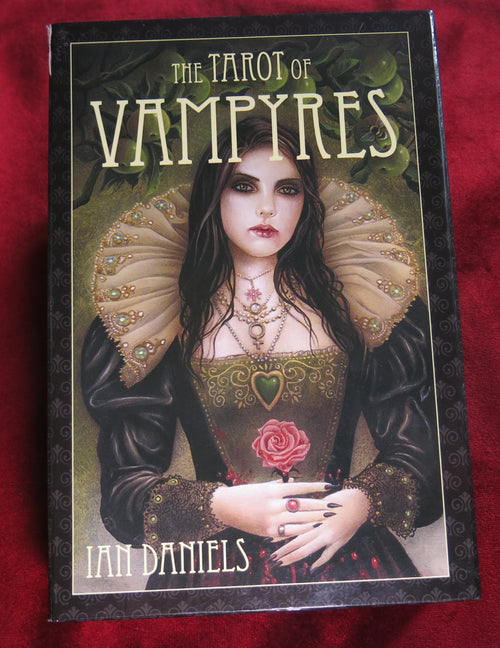 Blood Edges Tarot of Vampyres -  Ian Daniels