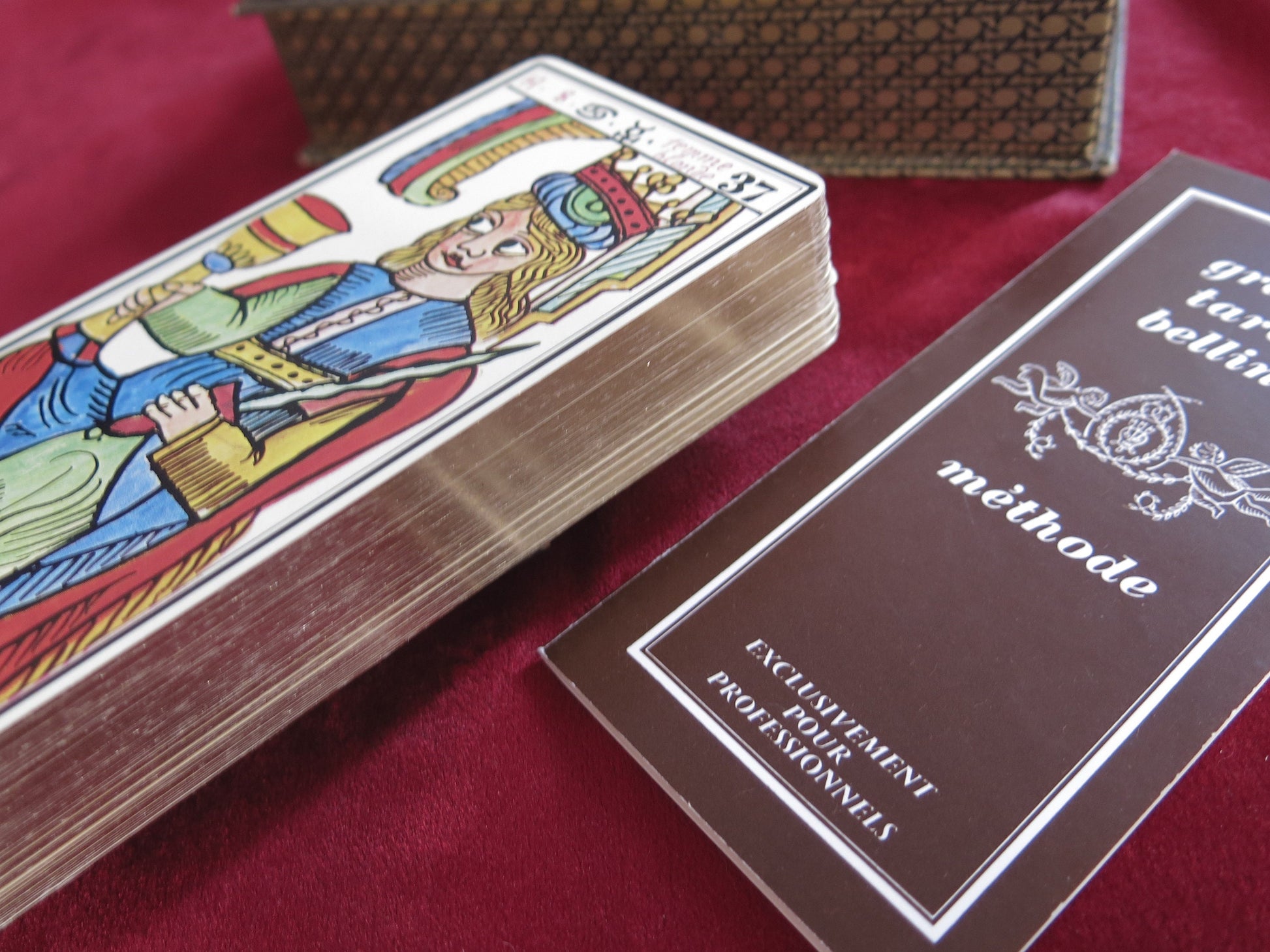 Le Grand Tarot Belline — The World of Playing Cards