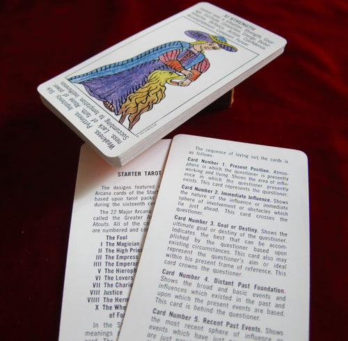 1977's Stuart R. Kaplan Starter Tarot Deck - Tarot Cheat Sheet Cards